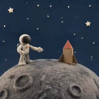 Clay astronaut, frame 10