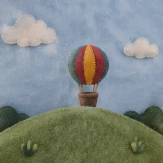 Felt hot-air balloon, frame 5