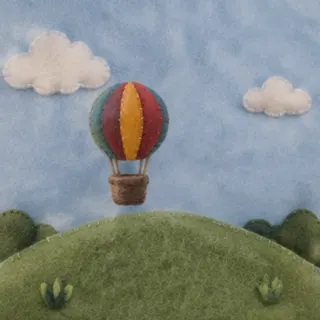 Felt hot-air balloon, frame 9